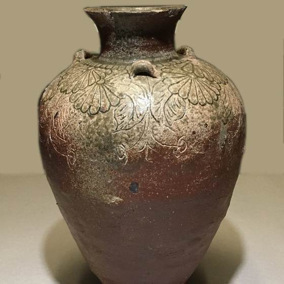 丹波菊花文三耳壺